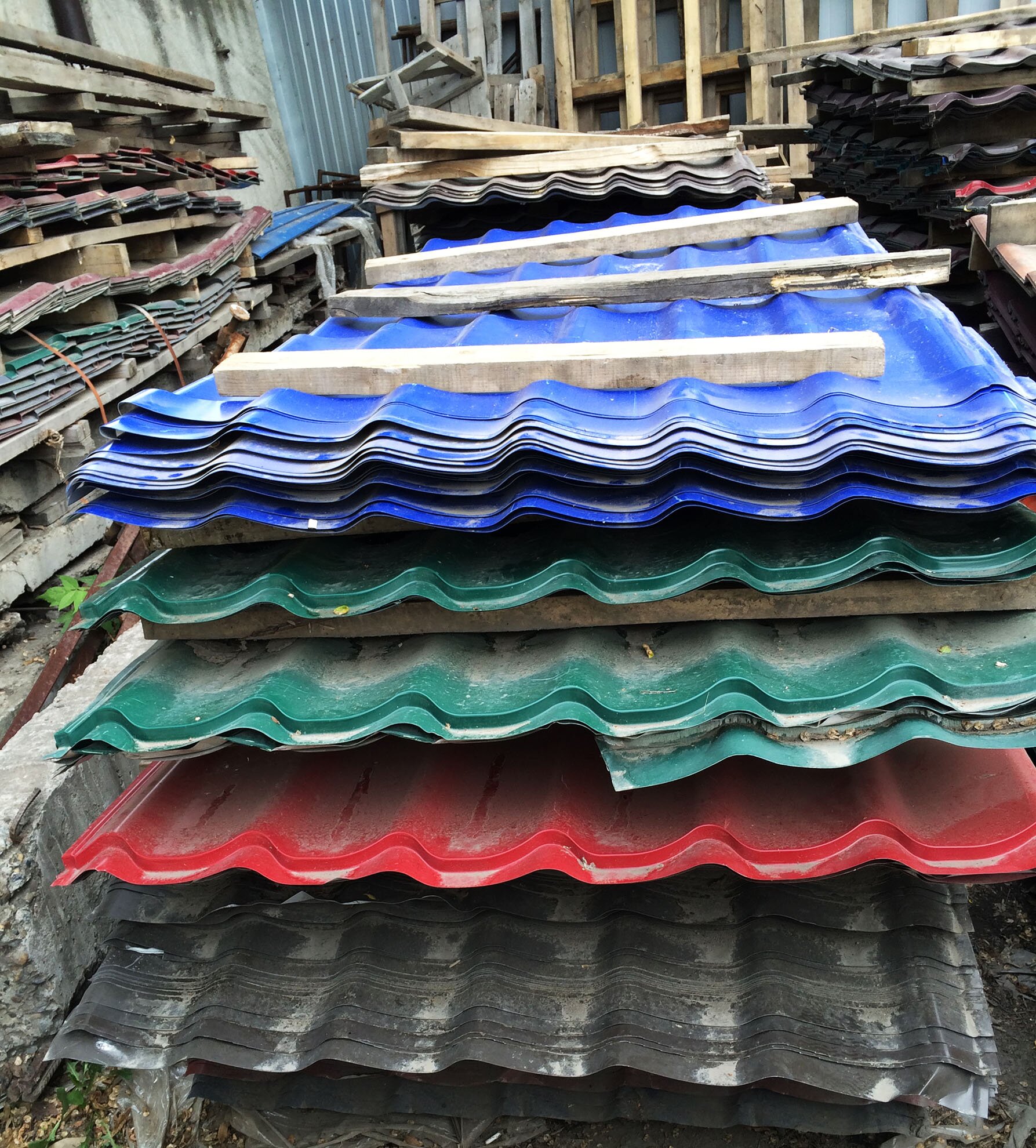 Металлочерепица полиэстер в асорт. Металлочерепица полиэстер в асорт.